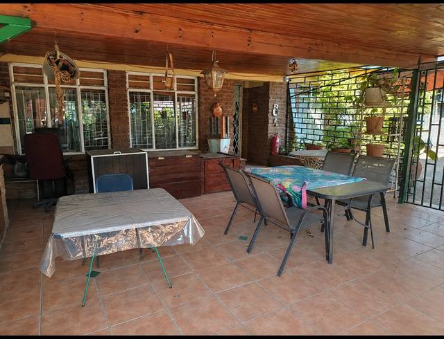 3 BEDROOM HOUSE FOR SALE IN BO-DORP